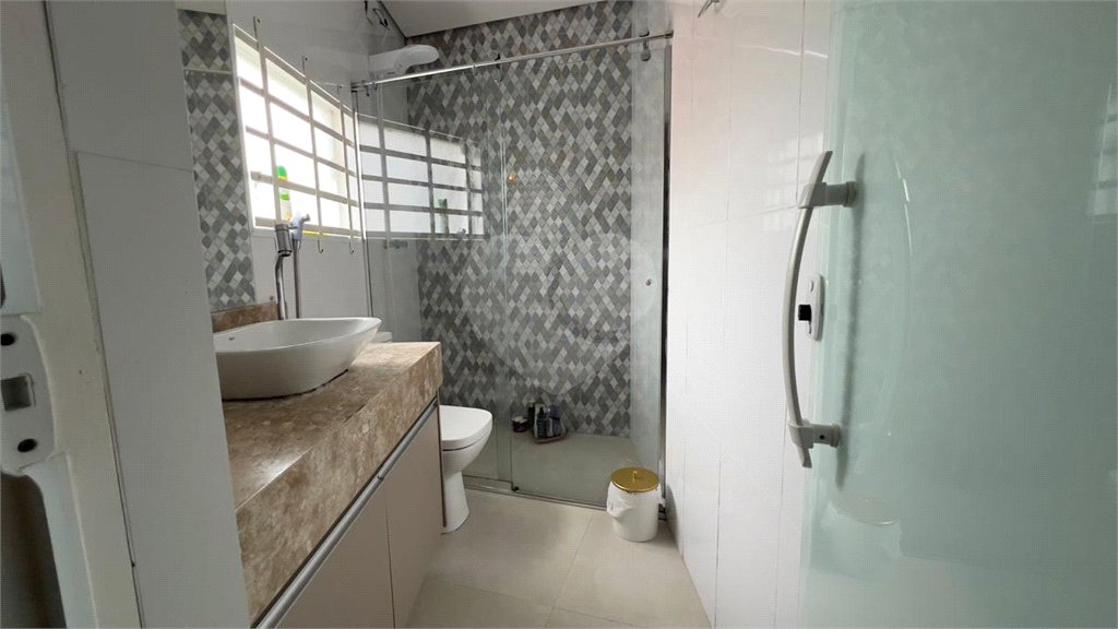Casa à venda com 3 quartos, sendo 1 suíte,  no condomínio Jardim das Flores, Sorocaba - SP