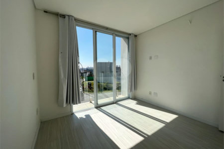 Casa à venda com 3 quartos, sendo 1 suíte, em Jardim Semiramis, Cotia, SP