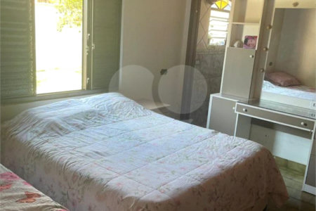 Casa à venda ou para alugar com 5 quartos, sendo 1 suíte, no condomínio Zuleika Jabour, Salto - SP
