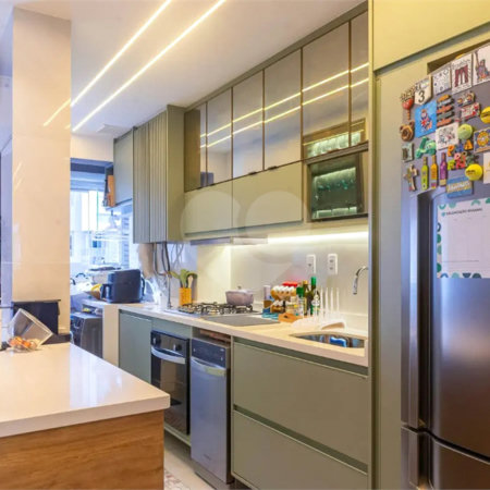 Apartamento à venda com 2 quartos, sendo 1 suíte,  em Jardim das Acácias, São Paulo, SP