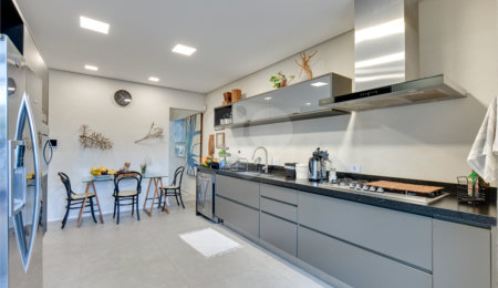 Casa à venda com 3 suítes em Alto da Boa Vista, São Paulo, SP