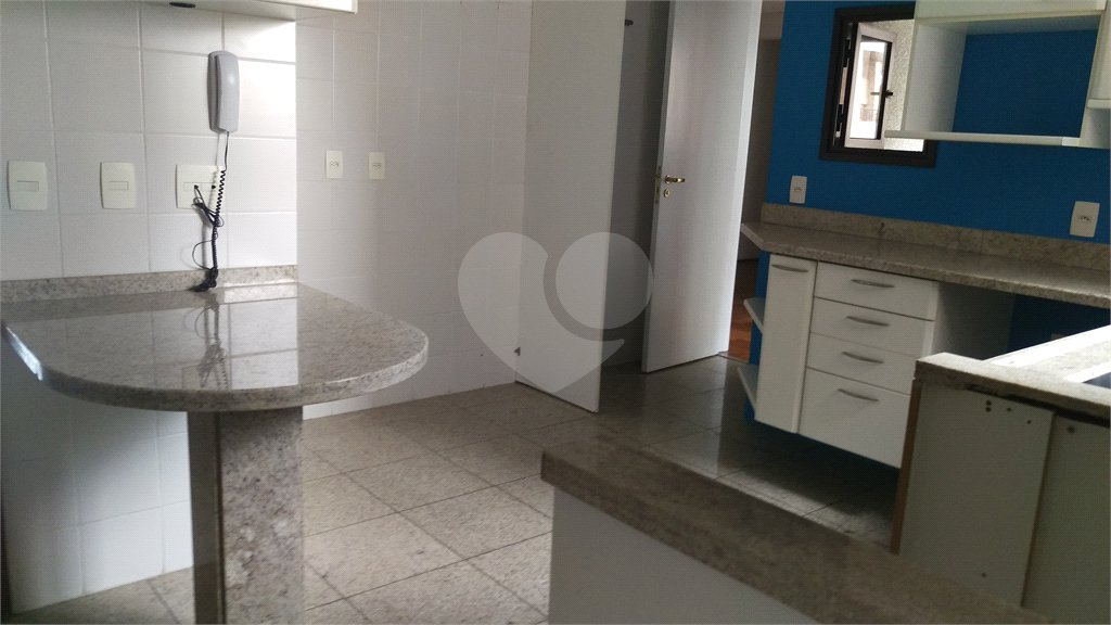 Apartamento à venda com 4 suítes em Vila Suzana, São Paulo, SP