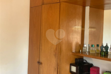 Sobrado à venda com 3 quartos em Vila Nova Alba, São Paulo, SP