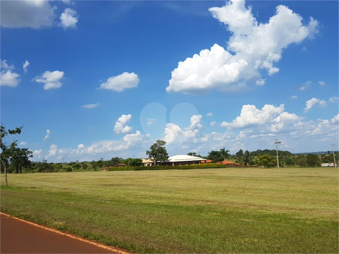 Terreno à venda no condomínio Rivieira de Santa Cristina Iv, Arandu - SP