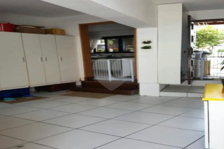Casa à venda com 4 quartos, sendo 1 suíte,  em Rolinópolis, São Paulo, SP