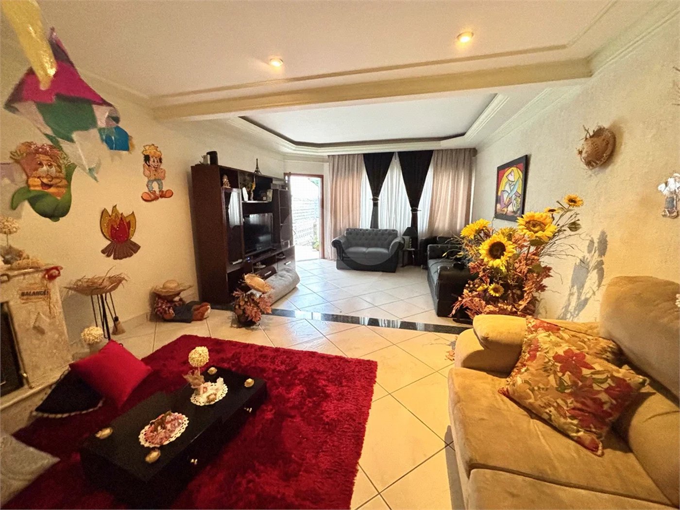 Casa à venda com 4 quartos, sendo 3 suítes, no condomínio Tremembé, São Paulo - SP