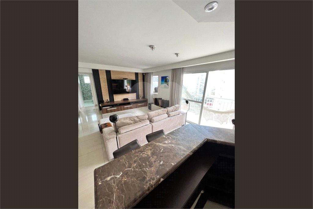 Apartamento à venda com 2 quartos, sendo 1 suíte, em Água Branca, São Paulo, SP