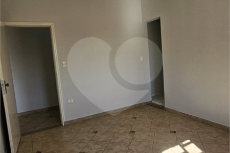 Sobrado à venda com 3 quartos, sendo 2 suítes, em Jardim Rossignatti, Indaiatuba, SP