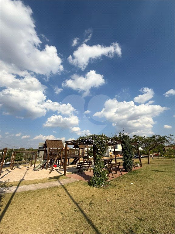 Casa à venda com 3 suítes no condomínio Village Damha III, Araraquara - SP