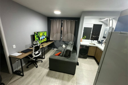 Apartamento á venda com 36m² - Cambuci