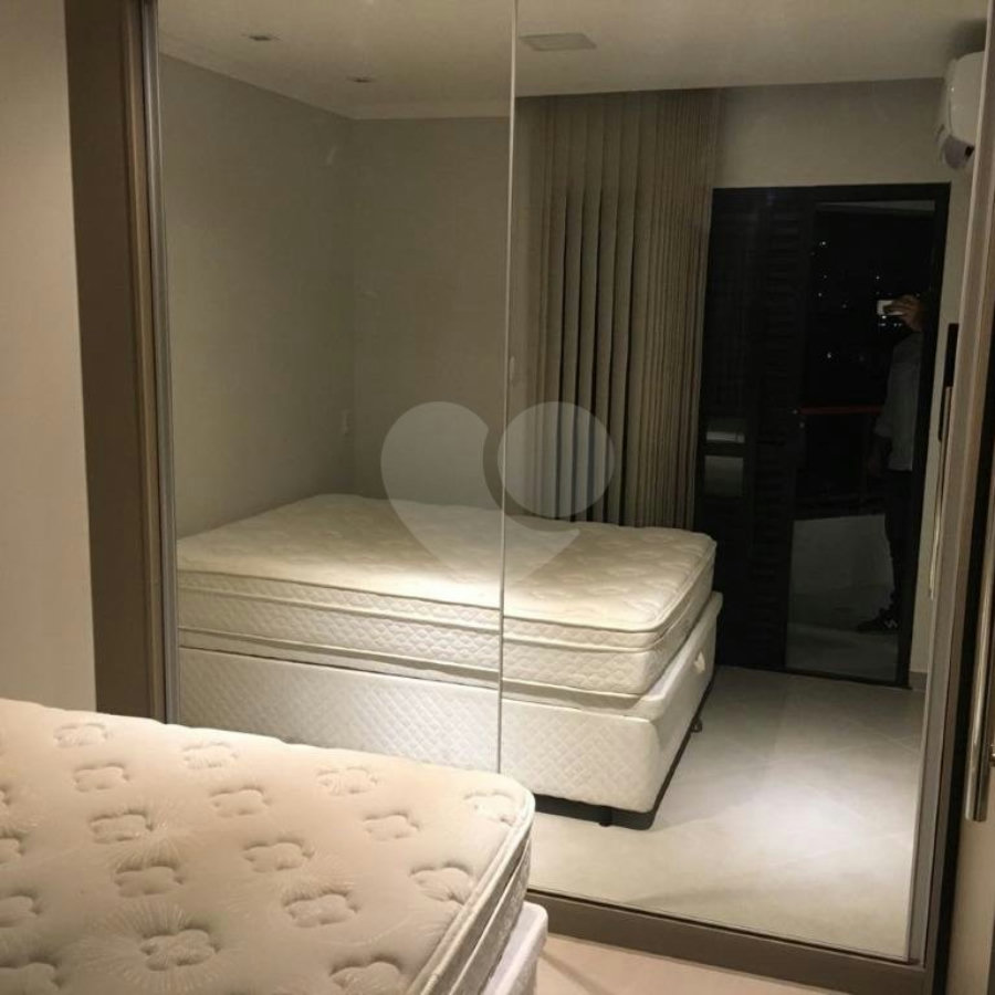 Flat à venda com 1 quarto em Cerqueira César, São Paulo, SP