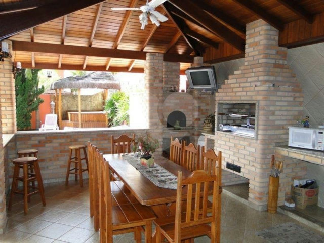 Casa em condomínio à venda com 4 suítes em Horto Florestal, São Paulo, SP