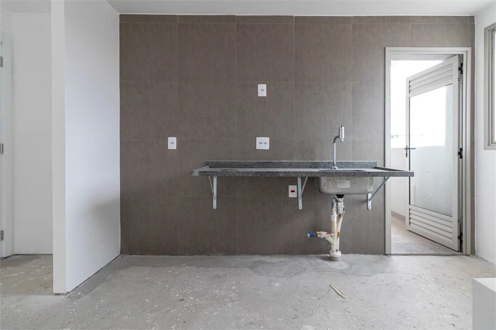 Apartamento à venda com 2 suítes em Pinheiros, São Paulo, SP
