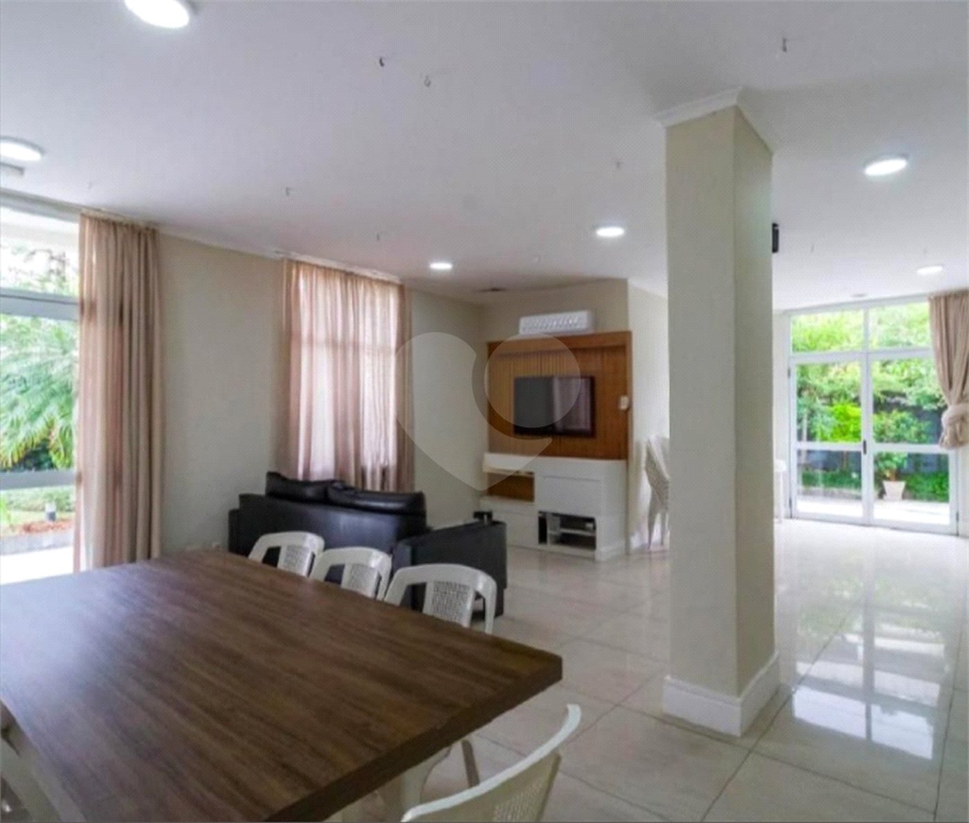 Apartamento à venda ou para alugar com 2 quartos, sendo 1 suíte, em Vila Andrade, São Paulo, SP
