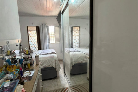 Casa à venda com 3 quartos, sendo 1 suíte,  em Vila Medeiros, São Paulo, SP
