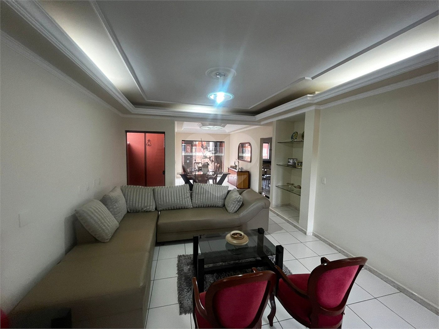 Casa à venda com 3 quartos, sendo 1 suíte, em Jardim Itália, Itapetininga, SP
