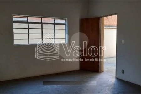 Casa térrea para venda na Vila Carmem .