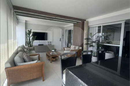 APARTAMENTO NA MOOCA LUXO - PORTEIRA FECHADA - 3 QUARTOS - 4 VAGAS ACEITA PERMUTA