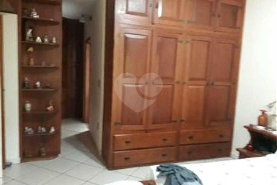 Casa à venda com 3 suítes em Estância Santa Maria do Laranjal, Atibaia, SP
