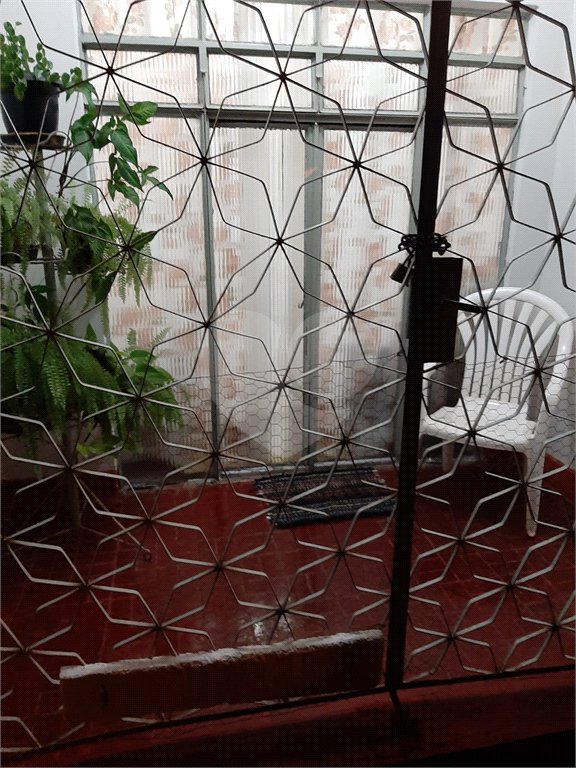 Casa com 2 dormitórios à Venda no Jardim Brasil