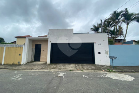 Casa à venda com 4 suítes em Vila Suissa, Mogi das Cruzes, SP