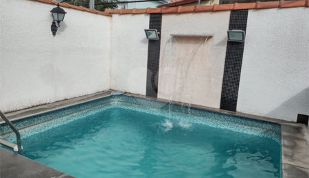 Casa à venda com 4 suítes em Vila Ipojuca, São Paulo, SP