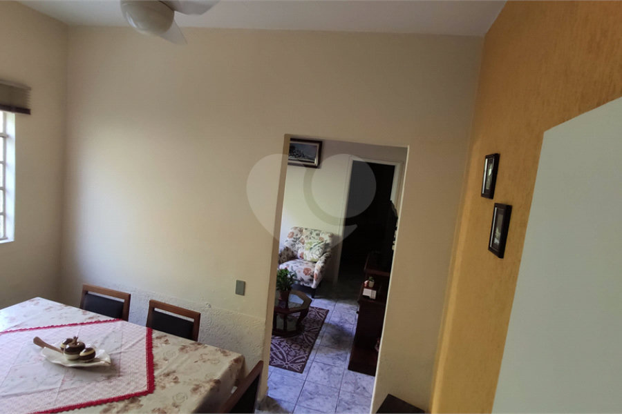 Casa à venda com 4 quartos, sendo 1 suíte, no condomínio Travessa Jacob,38, São Paulo - SP
