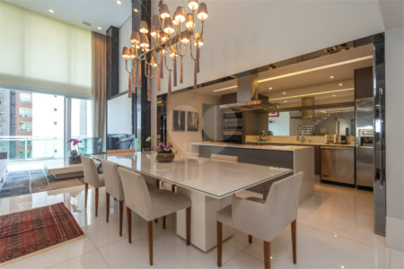 Apartamento à venda com 4 suítes em Campo Belo, São Paulo, SP