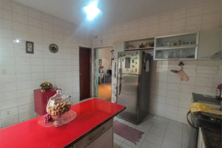 Casa à venda com 2 quartos, sendo 1 suíte, no condomínio Parque Central, Rio de Janeiro - RJ