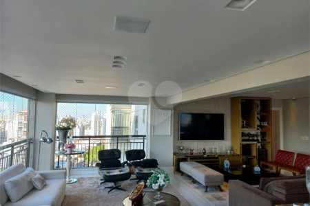 Apartamento à venda com 4 suítes em Santa Teresinha, São Paulo, SP