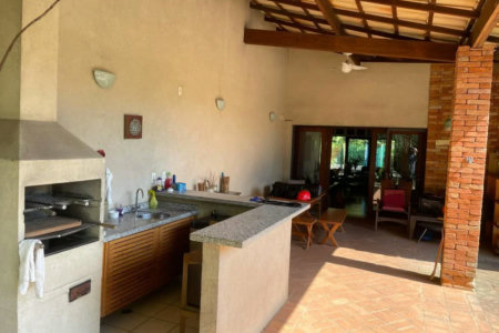Casa à venda com 4 quartos, sendo 1 suíte,  em Vila Morumbi, São Paulo, SP
