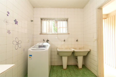Casa à venda com 3 quartos, sendo 1 suíte, em Brooklin, São Paulo, SP