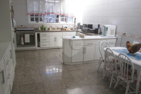 Casa Térrea à venda com 4 suítes em Alto da Boa Vista, São Paulo, SP