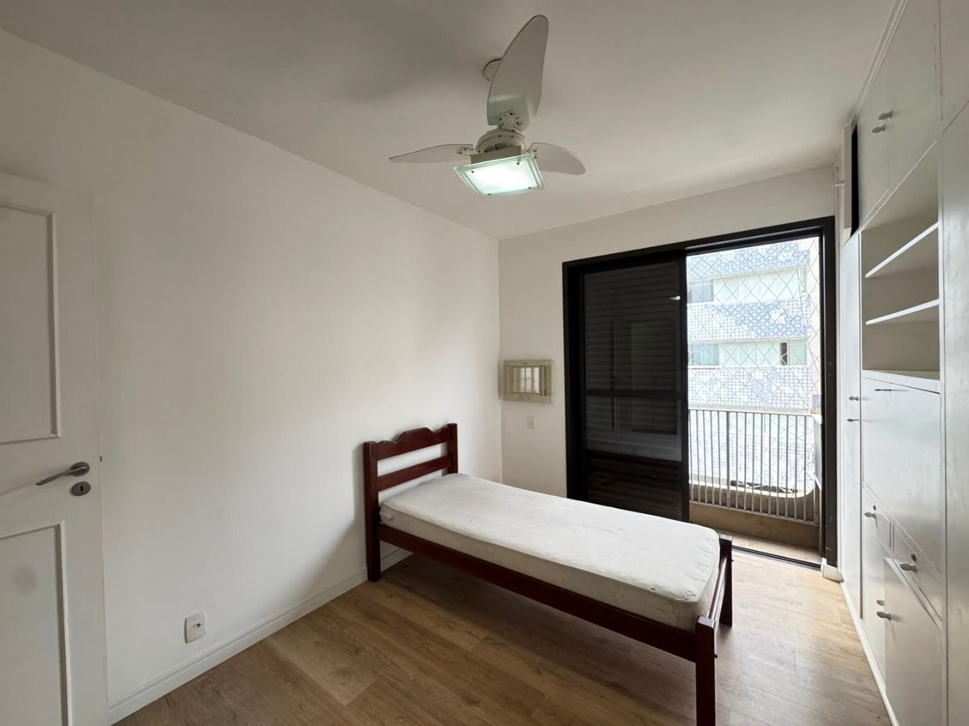 Apartamento com 2 dormitórios para alugar, 113 m² por R$ 5.900,02/mês - Gonzaga - Santos/SP