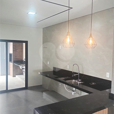 Casa à venda com 3 quartos, sendo 1 suíte,  no condomínio Horto Florestal Villagio, Sorocaba - SP