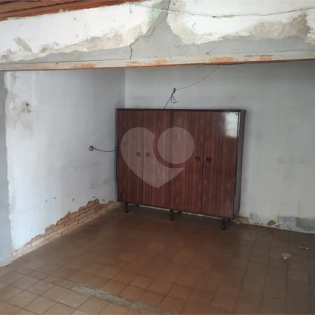 Casa à venda com 2 quartos, sendo 1 suíte, no Centro, Jarinu, SP