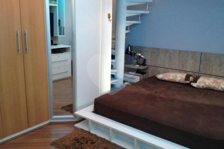 Sobrado à venda com 3 quartos, sendo 1 suíte, em Vila Nova Cachoeirinha, São Paulo, SP