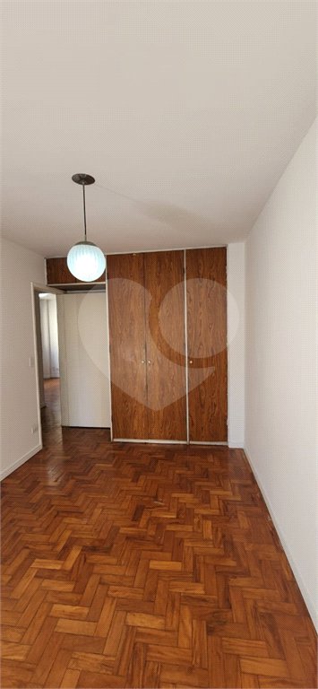 Apartamento à venda com 3 quartos em Saúde, São Paulo, SP