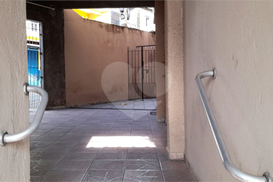 Sobrado à venda com 6 quartos em Jardim Quarto Centenário, Mauá, SP