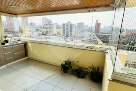 Apartamento á venda MOBILIADO com 128m², 3 suítes, 2 vagas, no centro de Santo André