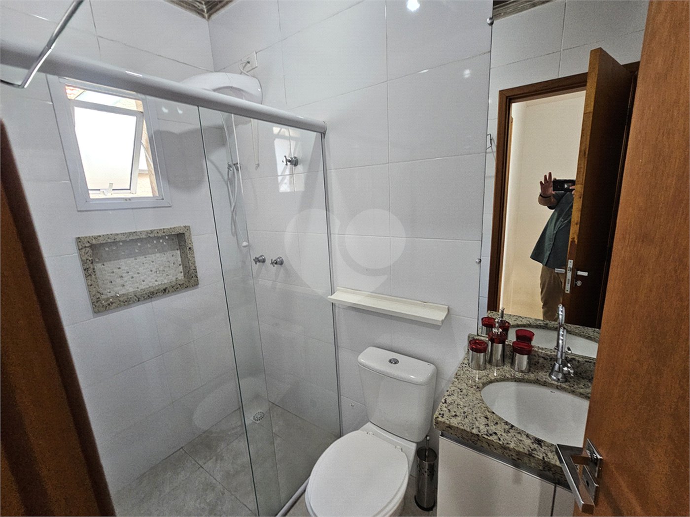 Sobrado à venda com 3 quartos, sendo 1 suíte,  em Vila Nivi, São Paulo, SP