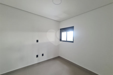 Apartamento à venda com 3 quartos, sendo 1 suíte, em Jardim Refúgio, Sorocaba, SP