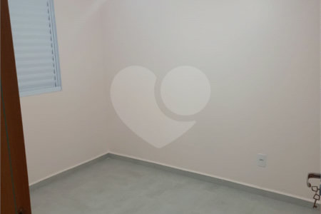Apartamento Térreo – Condomínio Monte Pinheiros