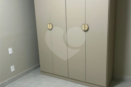 Apartamento à venda com 3 quartos, sendo 1 suíte, em Jardim São José, Ribeirão Preto, SP