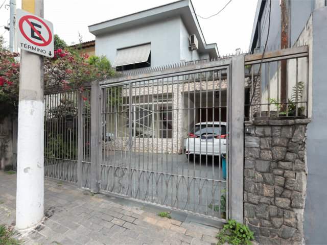 Sobrado à venda com 3 quartos em Chácara Santo Antônio, São Paulo, SP