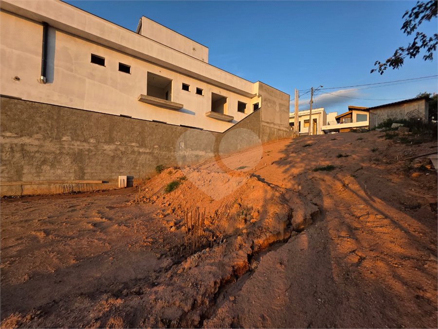 Terreno à venda no condomínio Reserva dos Jatobás, Louveira - SP