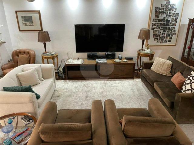 Apartamento à venda com 3 suítes em Granja Julieta, São Paulo, SP
