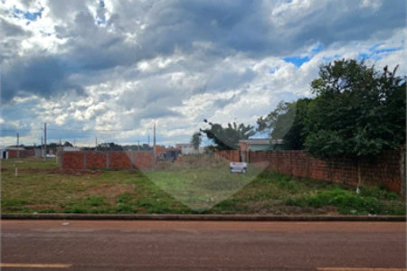 Terreno à venda em Parque dos Ipês III, Ponta Porã, MS