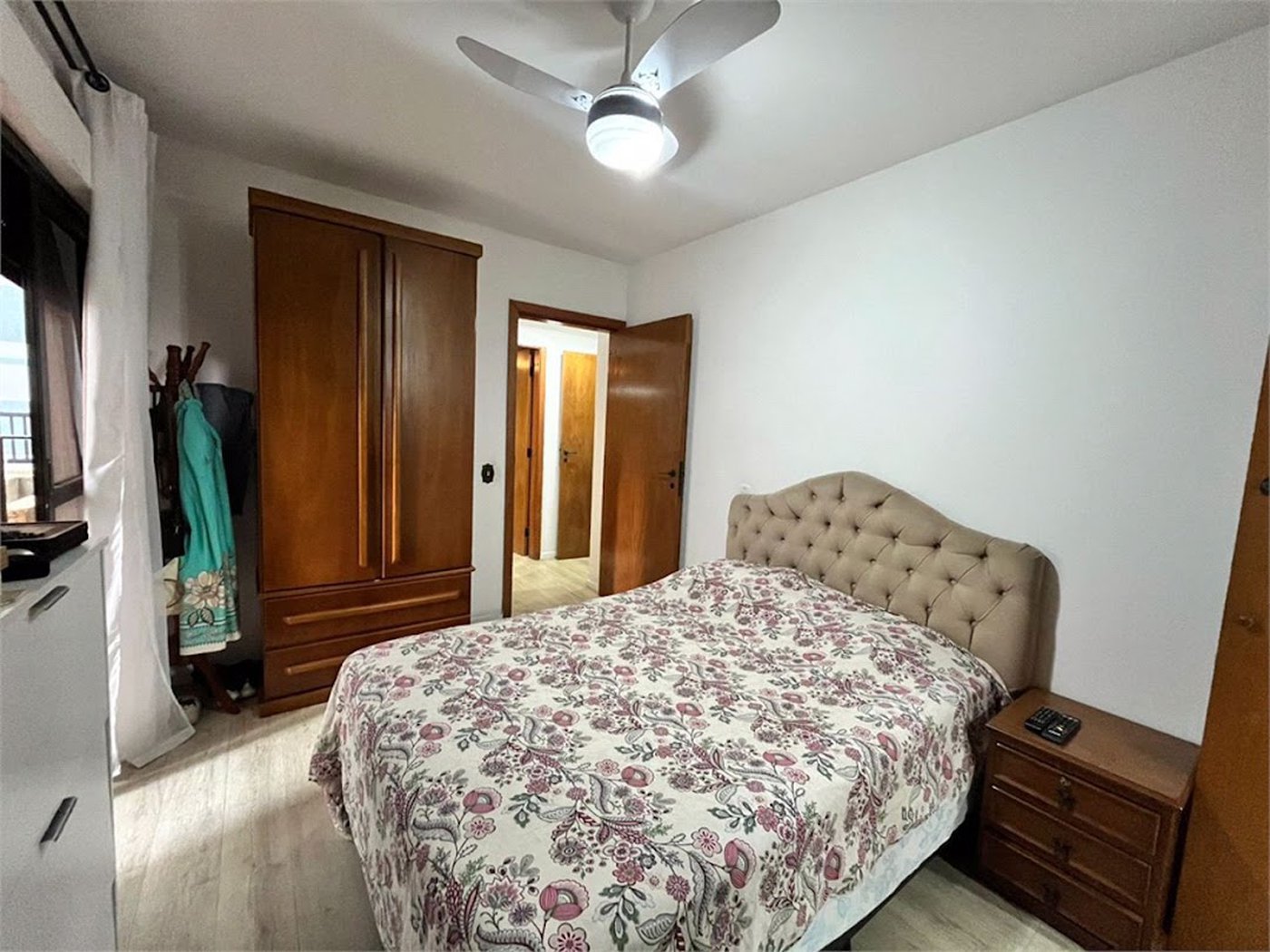 Apartamento com 2 Quartos e 2 Vagas à Venda em Pitangueiras – Guarujá/SP