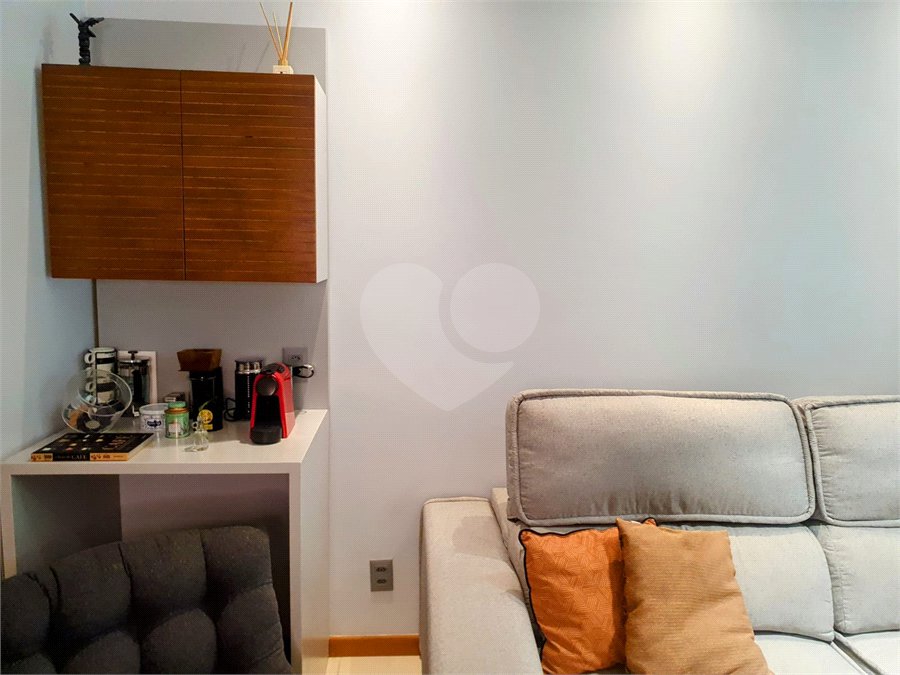 Apartamento à venda com 3 quartos, sendo 1 suíte, em Humaitá, Rio de Janeiro, RJ